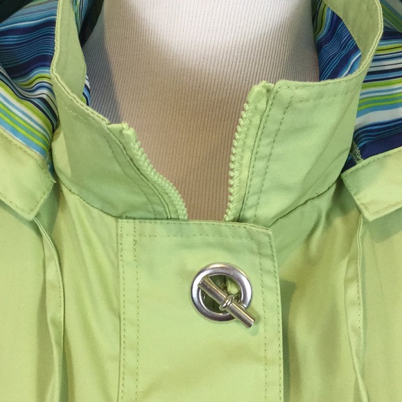 Mackintosh New England hooded toggle coat! - Picture 2 of 11